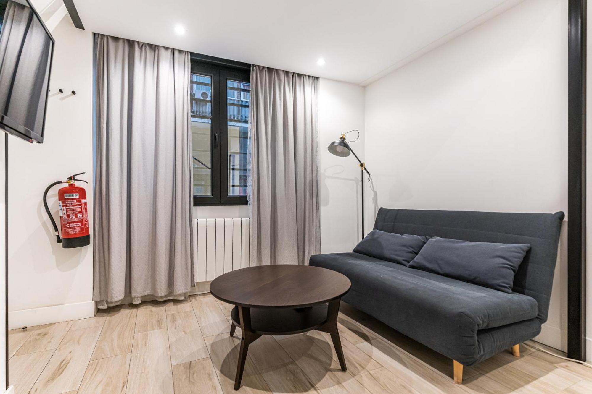 Cc Atocha Apartments, Madrid
